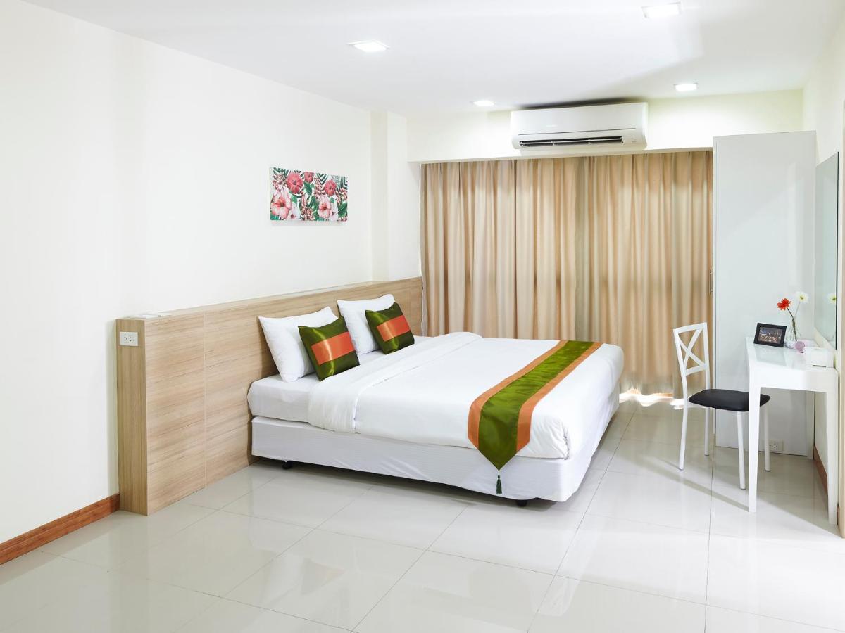 The Plimplace Hotel Bangkok Exterior foto